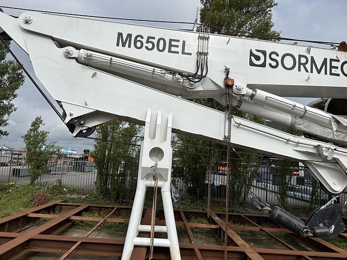 Knuckle-boom crane Sormec M650/EL 34 tons excellent condition.