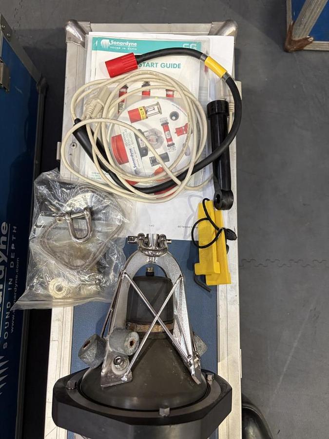 Used Sonardyne Midi and Mini