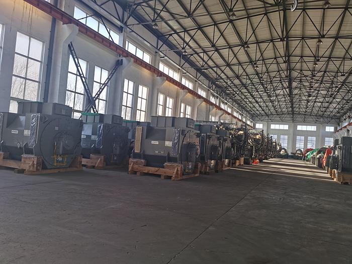 MAN STX 18V32/40 HFO or MDO generators New