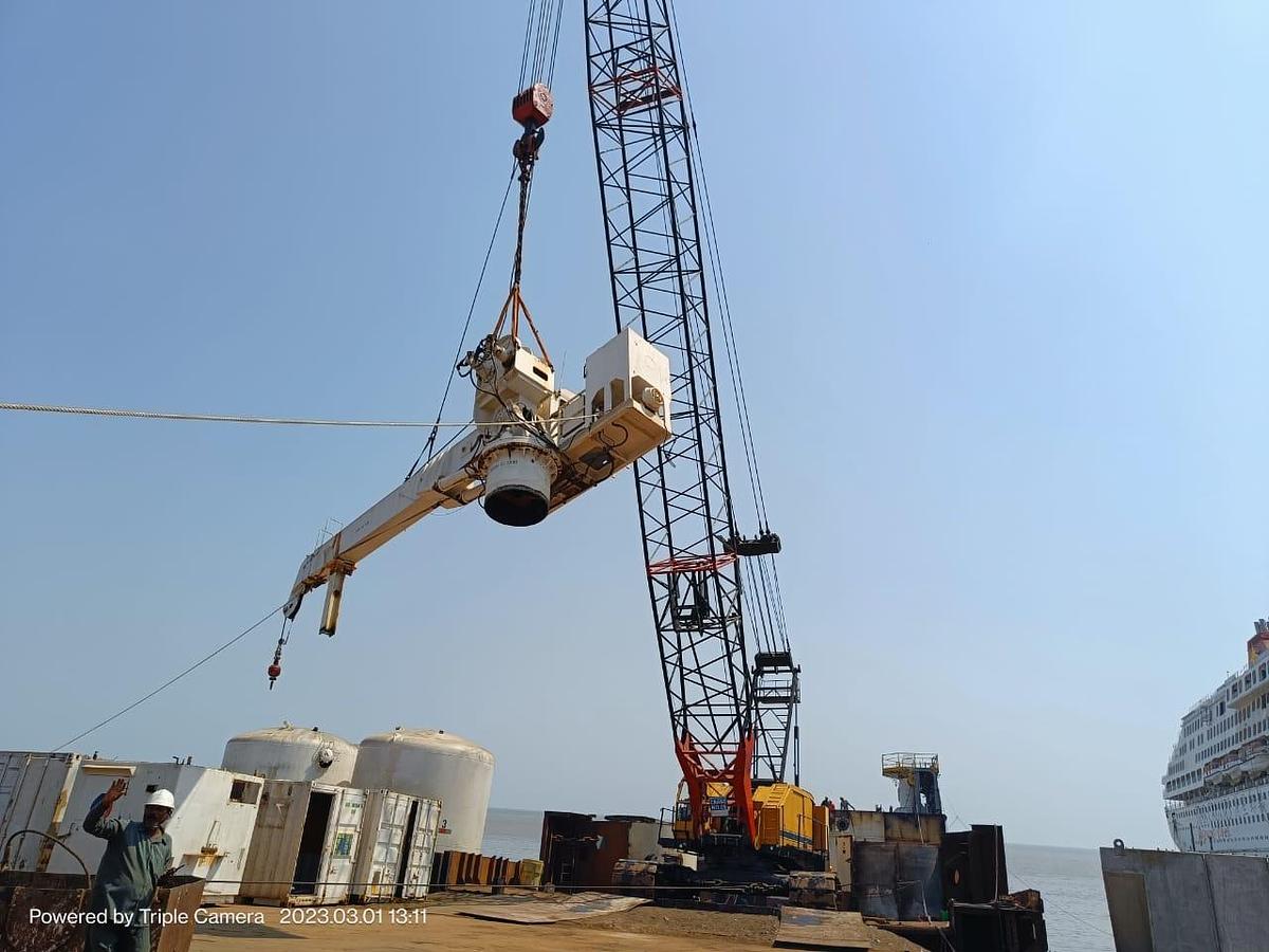 Used 1999 Aurora Crane U.S.A. 50TSC12000