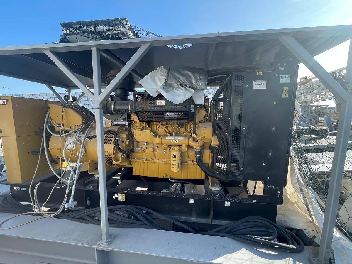 C15 generator complete with motor, alternator and trailer.