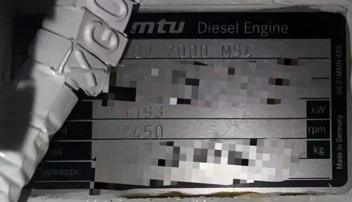 New MTU 10V 2000 M94 marine engines with ZF gearbox.