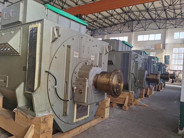 MAN STX 18V32/40 HFO or MDO generators New