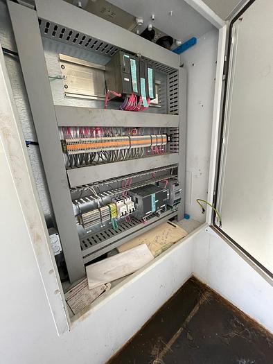 Used TDS11 top drive with power house and tracks