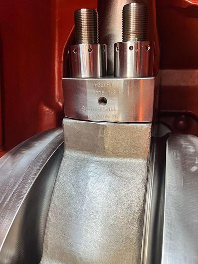 Himsen Hyundai 8H32/40P Marine Propulsion engine New.