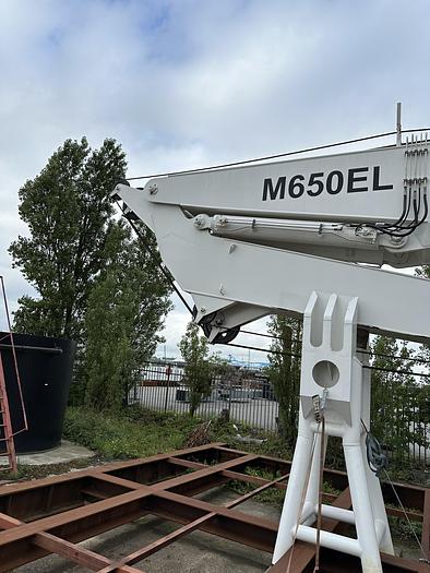 Knuckle-boom crane Sormec M650/EL 34 tons excellent condition.