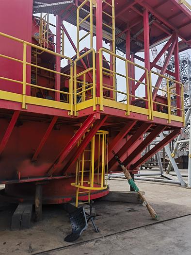Favelle Favo Cranes PTY Ltd  PC200