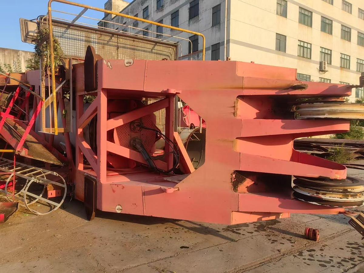 Used Liebheer Crane 60 Ton