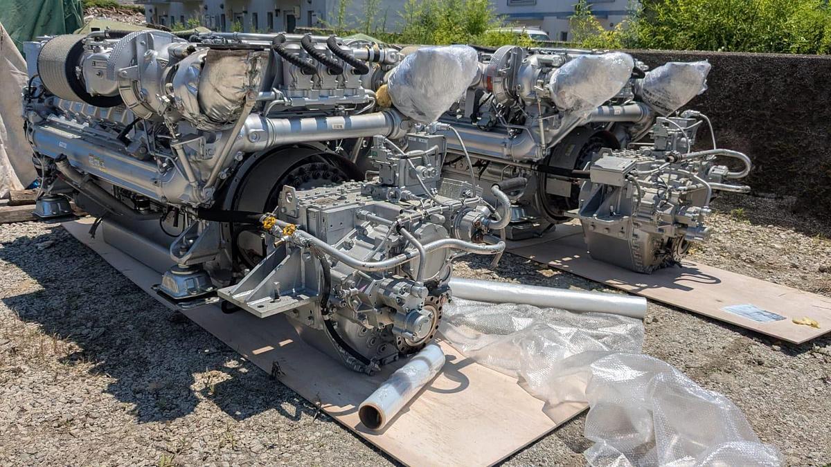 Used MTU 16V2000M90 engines with Nico Gear