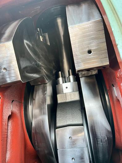 Himsen Hyundai 8H32/40P Marine Propulsion engine New.