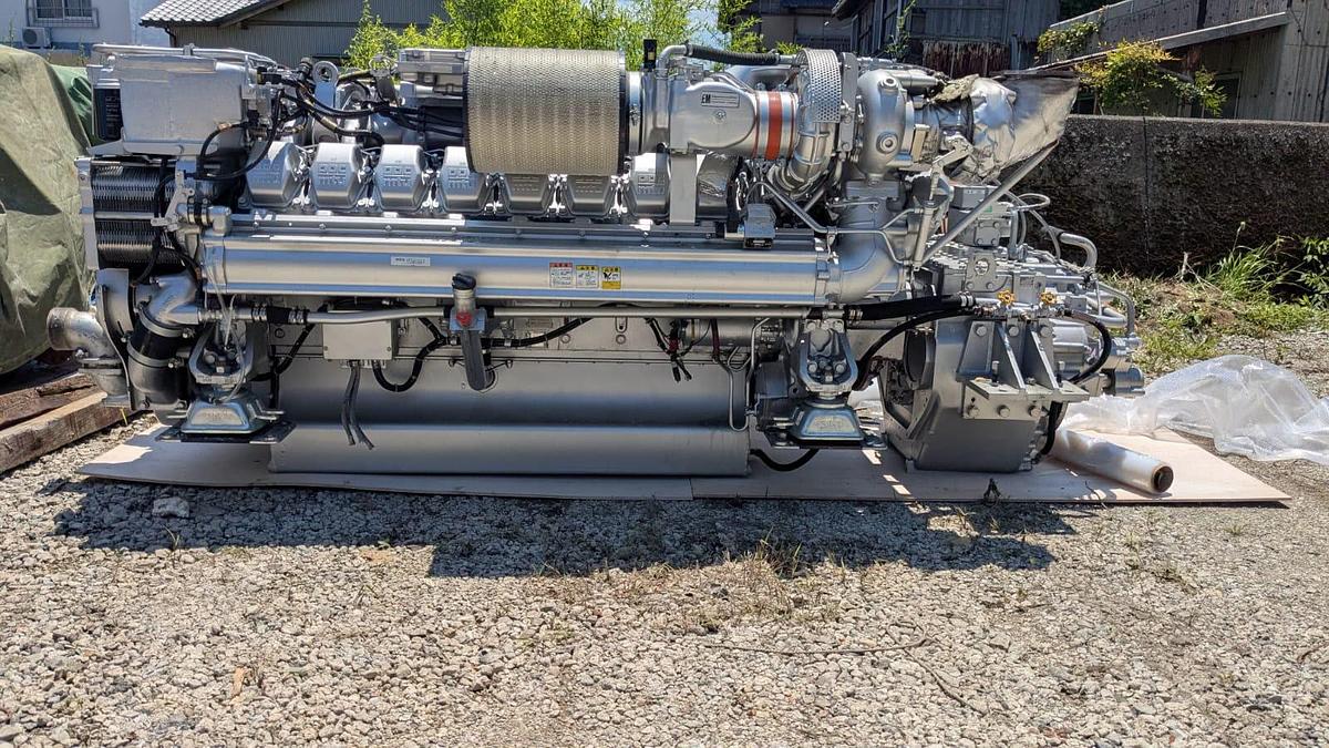 Used MTU 16V2000M90 engines with Nico Gear