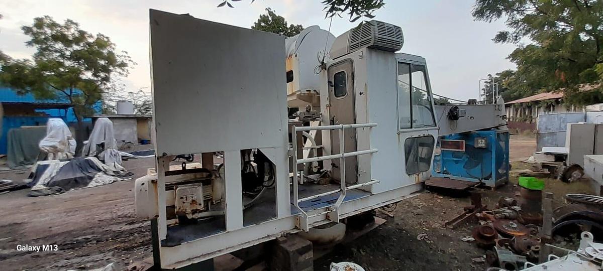 Used 1999 Aurora Crane U.S.A. 50TSC12000