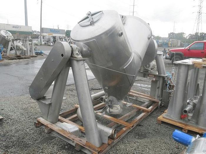 Used 40 CU. FT. P-K TWIN SHELL BLENDER -S/S