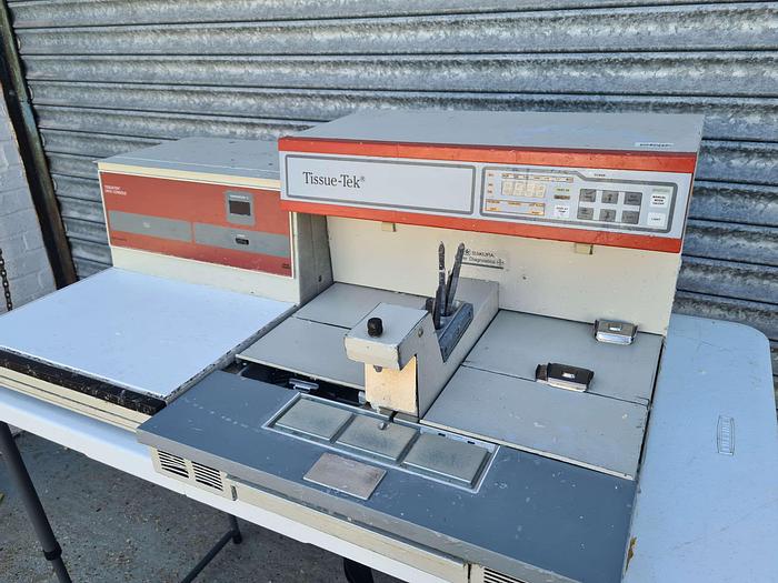 Used Tissue-Tek 4715 Embedding Console with Cryo Console