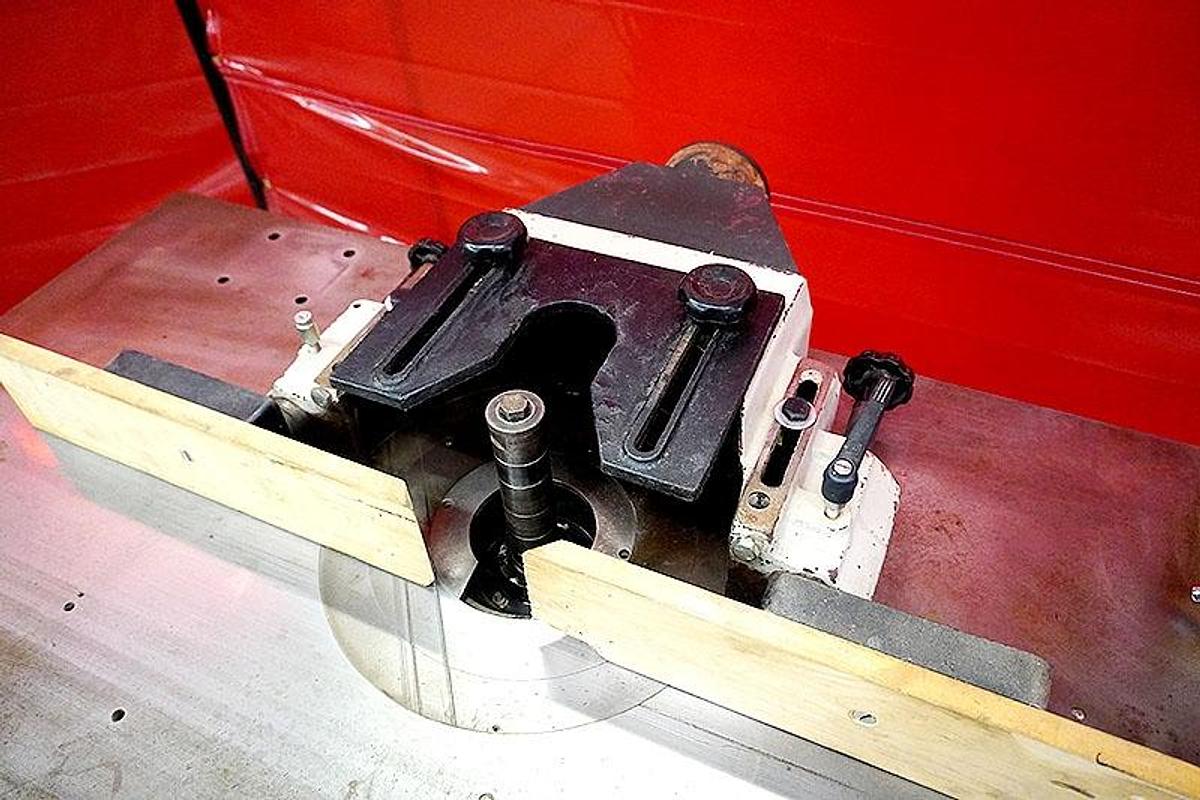 Used 1997 Lobo SP-910 Shaper with Powermatic PF-41 4-Roll Power Feeder