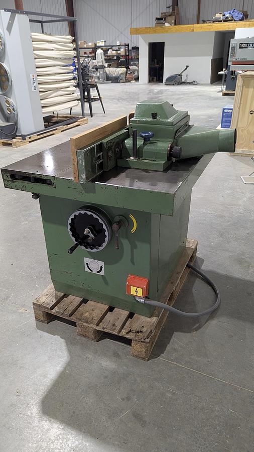 Used Chen Sheng LS-735S 7.5HP Sliding Table Shaper