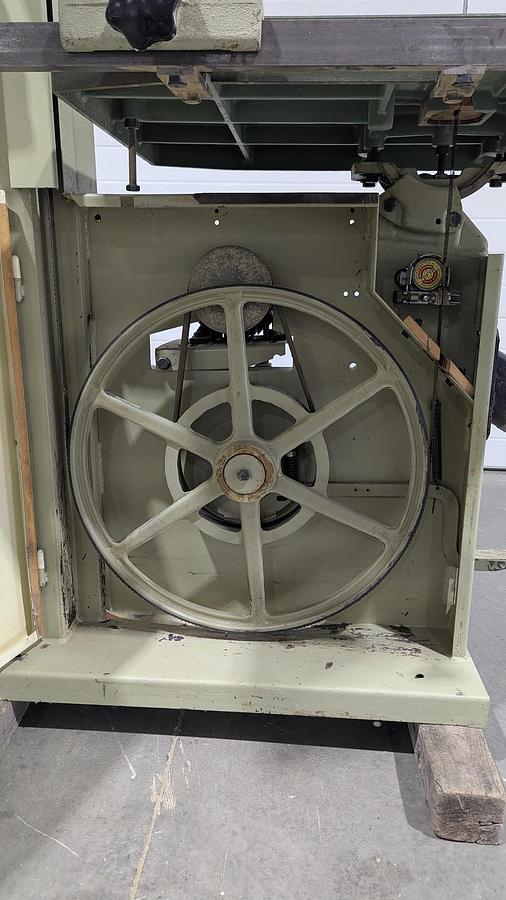 Used SCMI SC 600 24'' Bandsaw