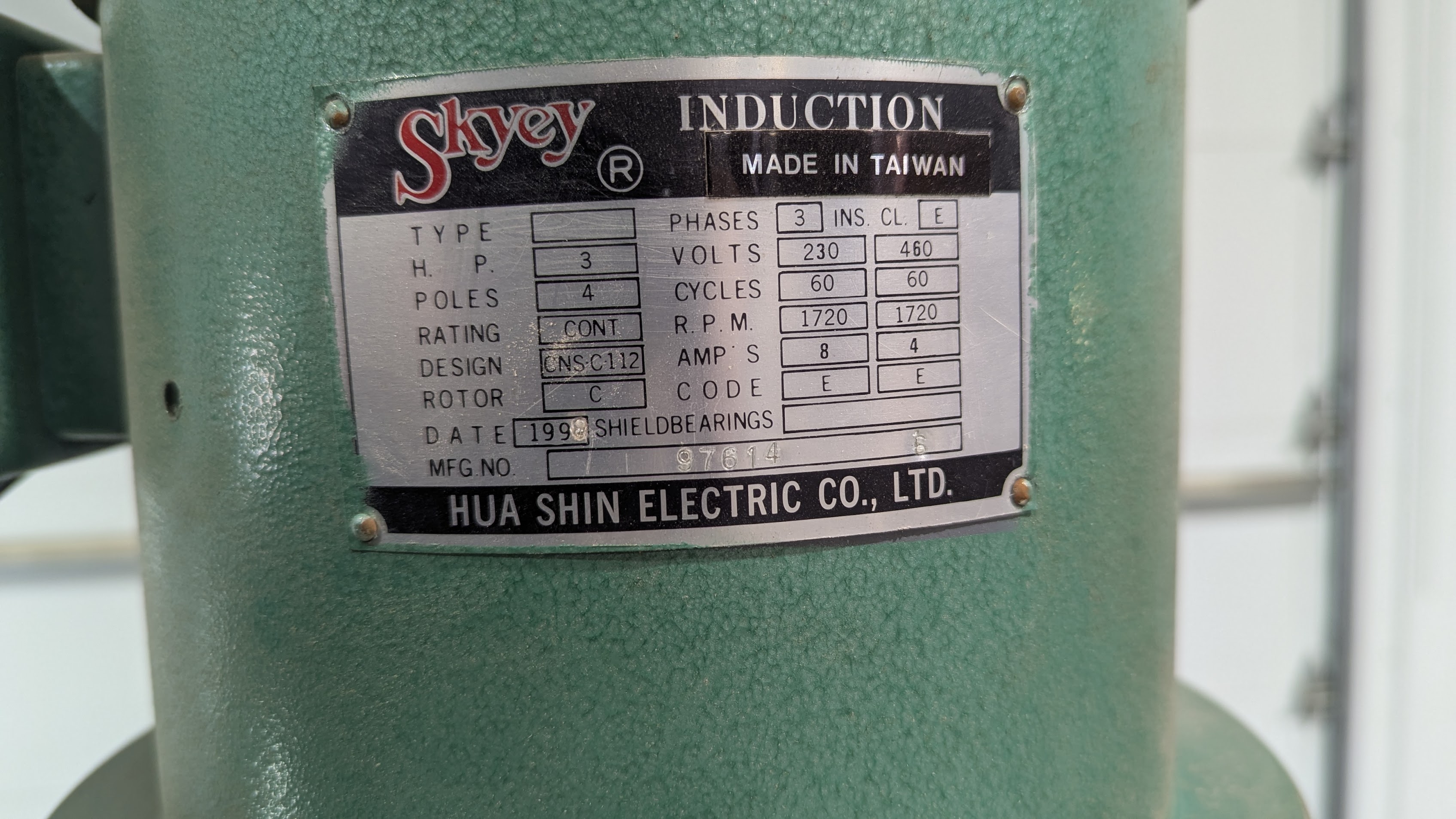 Used Grizzly G4029 VS Turret Head Milling Machine, 3 HP, 3-Phase