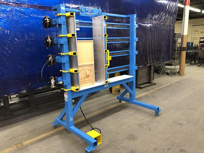 JLT #190C-M2 Large Capacity Drawer & Box Clamp