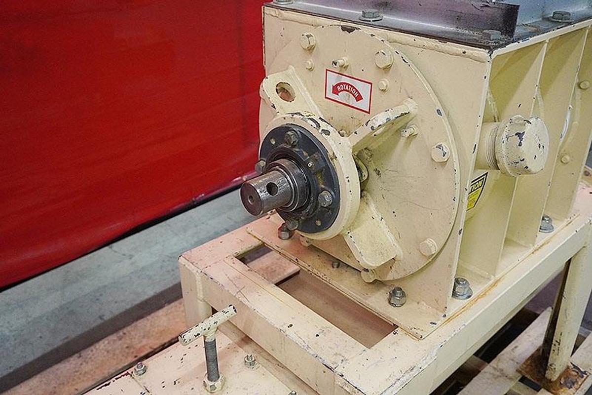 Used 2000 Western Pneumatics 14 x 18 Rotary Air Lock