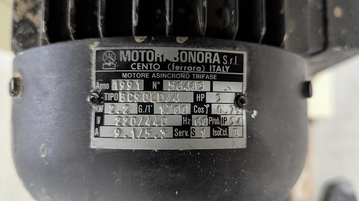 Used SCMI SC 600 24'' Bandsaw