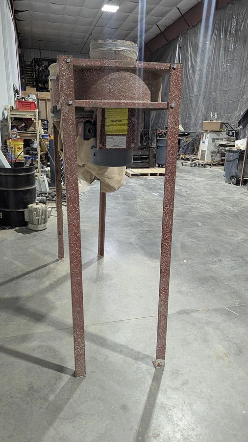 Used Dustek 500-DB 5HP Dust Collector 2000CFM