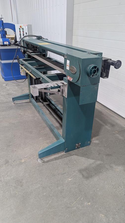 Used 2010 Grizzly G5394 6" x 186" Stroke Sander