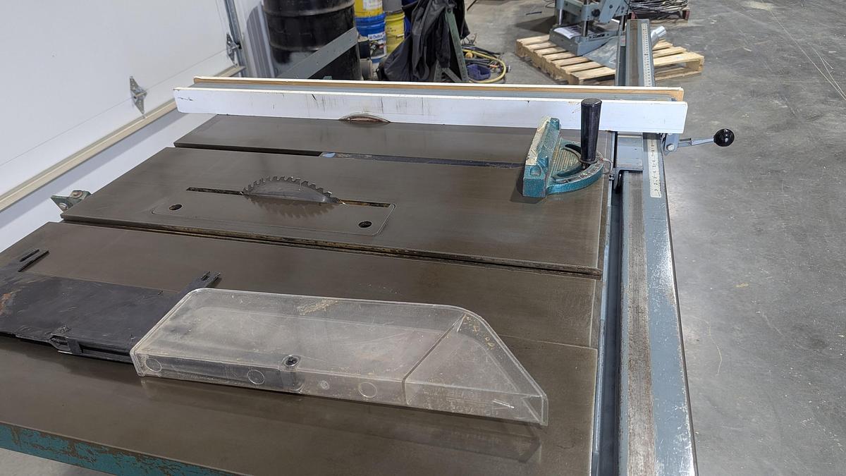 Used 2006 Grizzly G7209 14'' Tablesaw 5HP