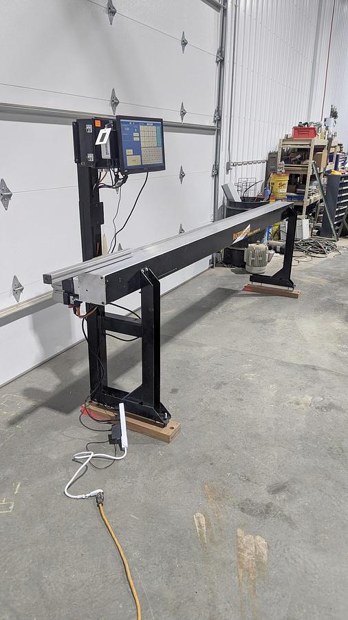 Used Razorguage 10' Stop System with Table