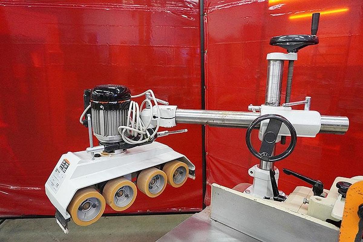 Used 2006 Extrema ET-160 Shaper with Maggi Steff 2044 (4-Roll) Power Feeder