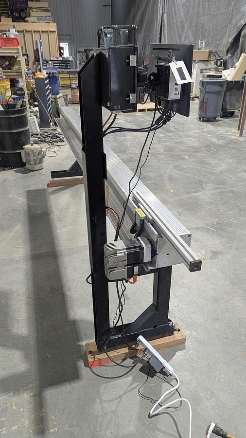 Used Razorguage 10' Stop System with Table