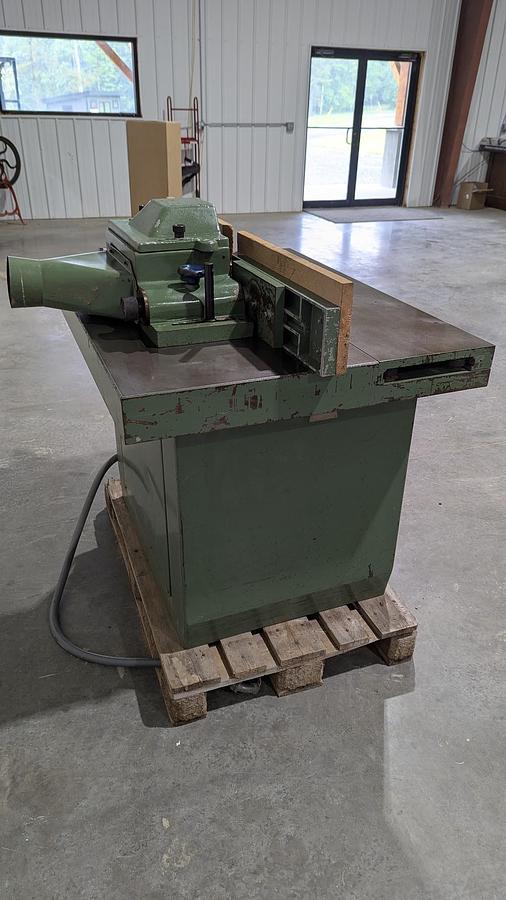 Used Chen Sheng LS-735S 7.5HP Sliding Table Shaper