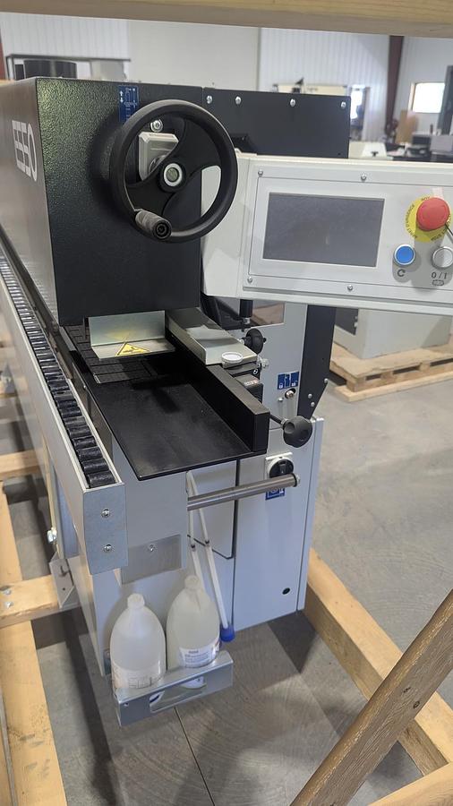 Used Casadei E550 PMCR PREMILL CORNER ROUND EDGEBANDER SHOW ROOM MACHINE