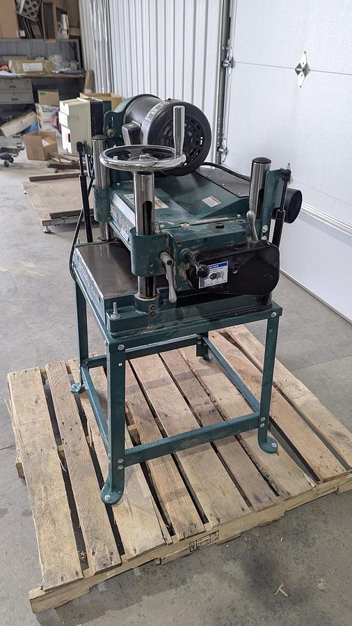 Used 2022 Grizzly G0815 15" 3 HP Heavy-Duty Planer With Stand
