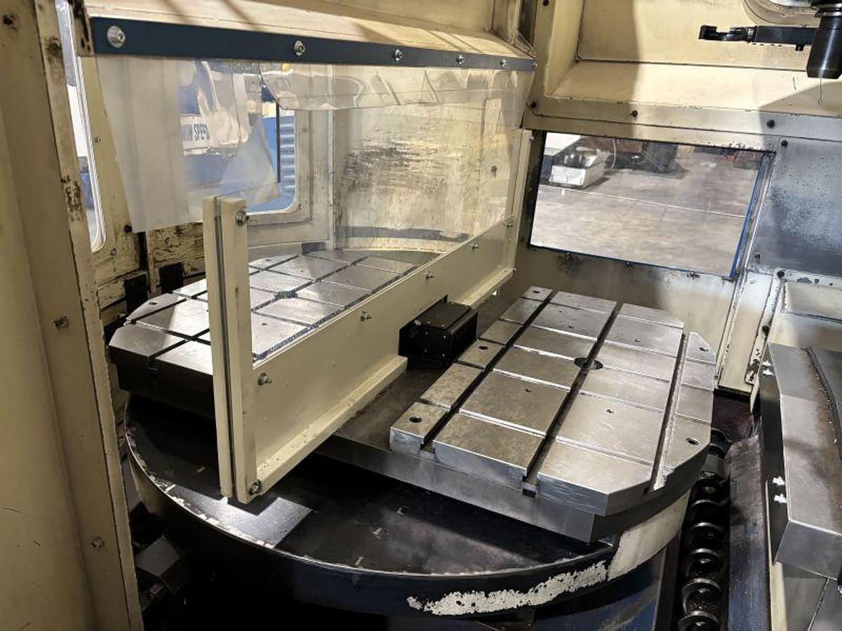 Usato CENTRO DI LAVORO PALLETTIZZATO SPINNER ME - 650 S - FANUC 18i-MB ANNO 2008