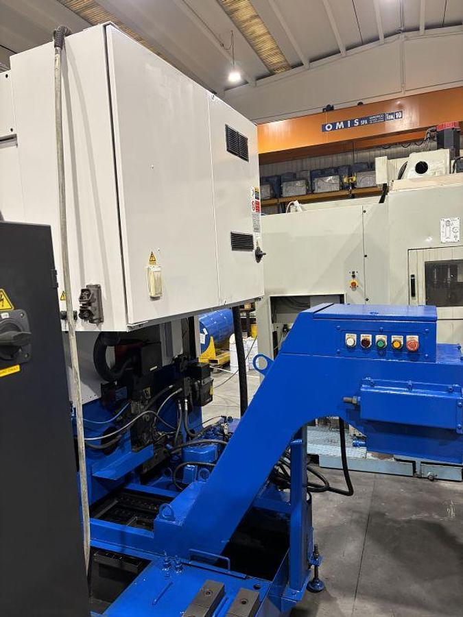 Usato TORNIO VERTICALE DAEWOO PUMA V 300 CNC FANUC