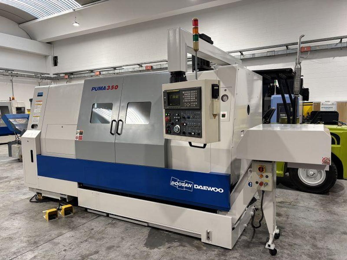 Usato TORNIO CNC DAEWOO PUMA 350 A CON LUNETTA