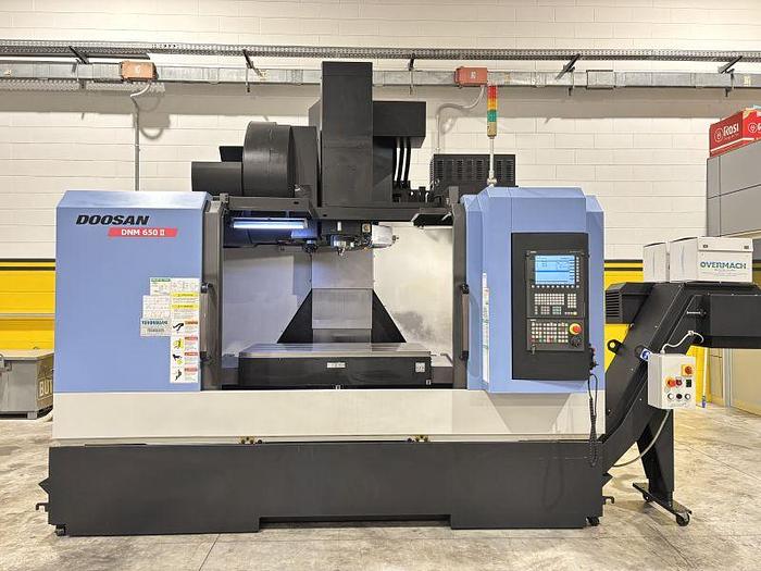 Usato CENTRO DI LAVORO DOOSAN DNM 650 II CNC SIEMENS 828 D ANNO 2014