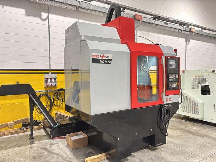 Usato CENTRO DI LAVORO FAMUP MC 75 - 50 CON 4° ASSE SCOTTI ANNO 2012