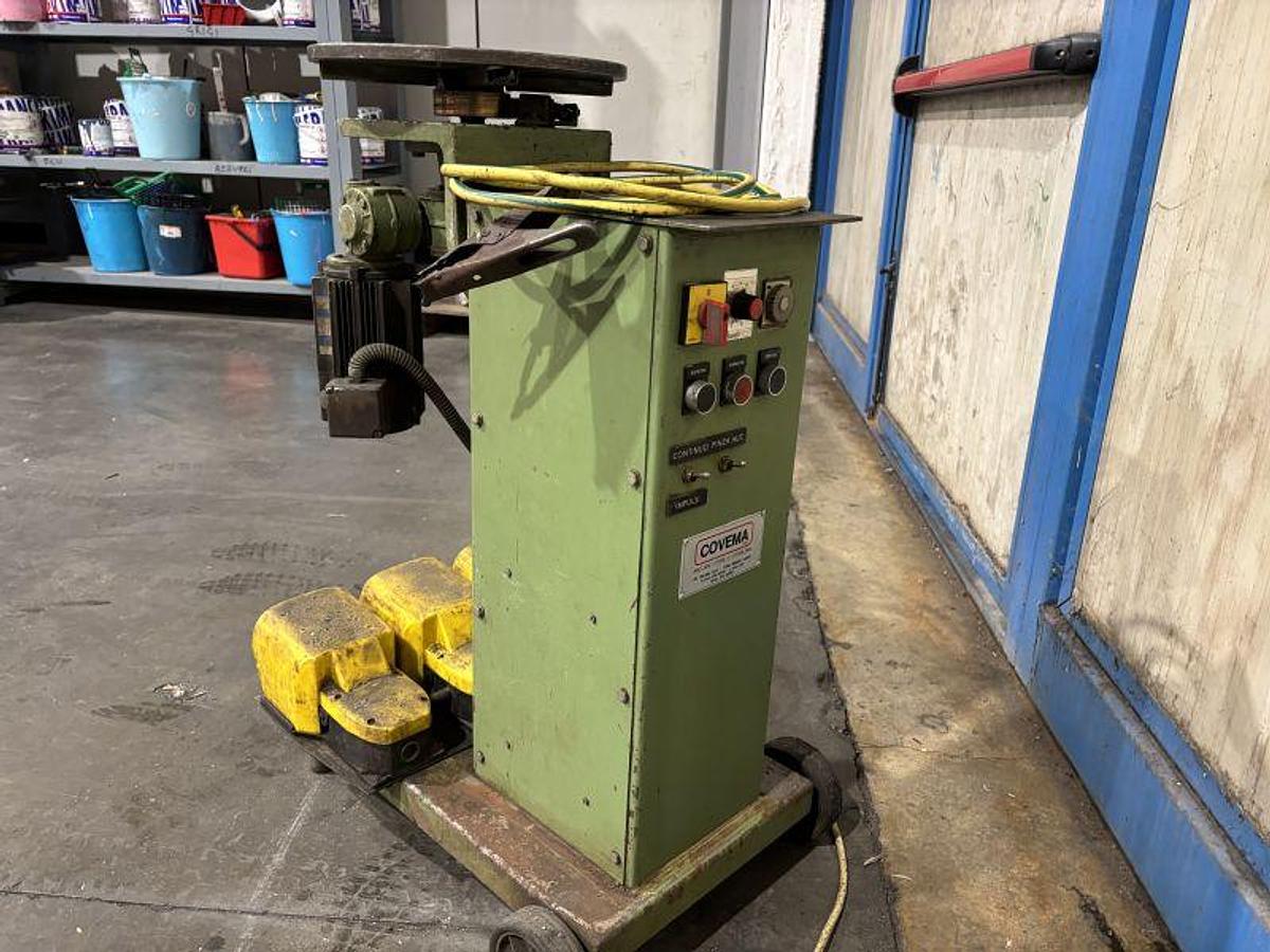 Usato POSIZIONATORE DI SALDATURA COVEMA 220 V