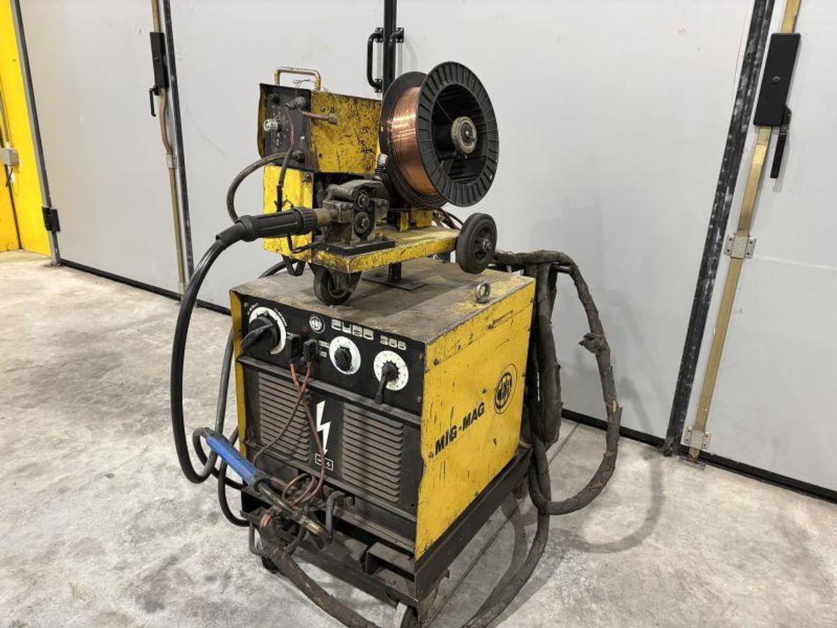 Usato SALDATRICE A FILO CEA 300 A