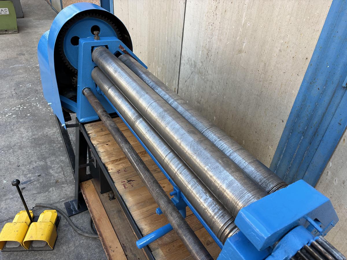 Usato CALANDRA ELETTRICA 1 METRO X 3 mm SP.