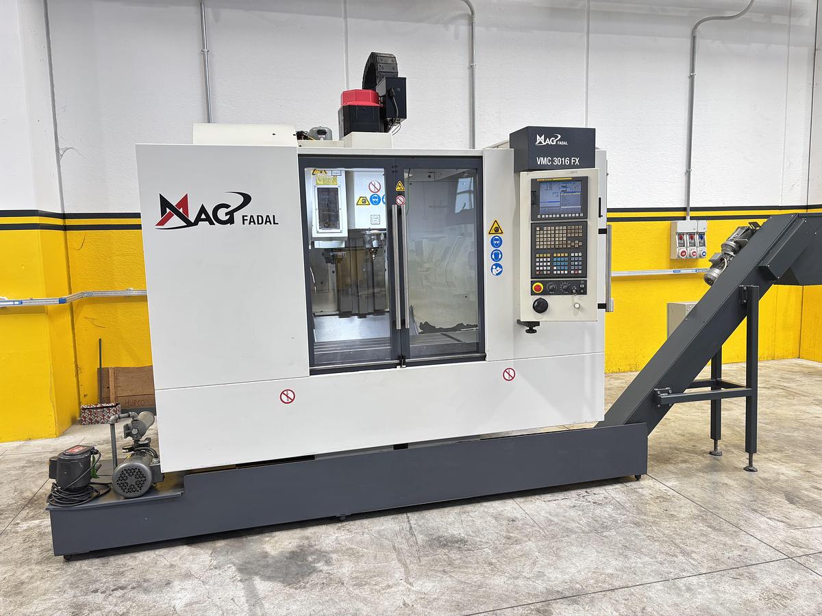 Usato CENTRO DI LAVORO MAG FADAL CNC FANUC ANNO 2009.