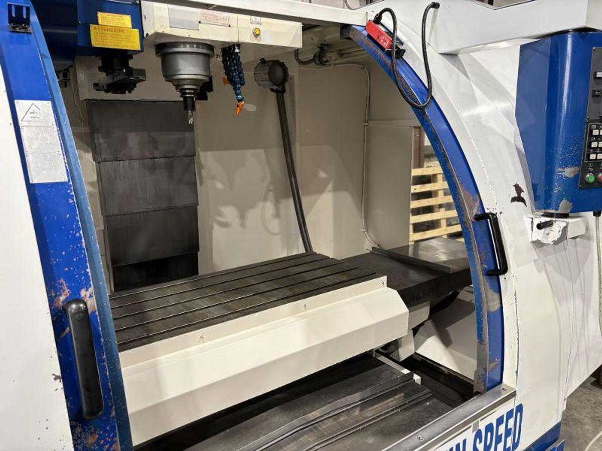 Usato CENTRO DI LAVORO DART VMC 1000 A - TWIN SPEED CNC FANUC 18 - M