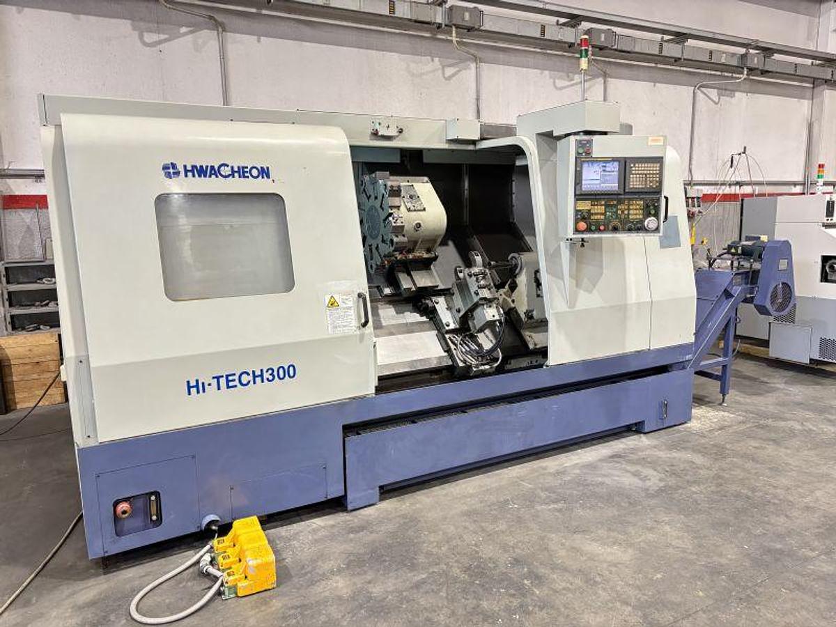 Usato TORNIO HWACHEON HI - TECH 300 CNC FANUC 18i-TB