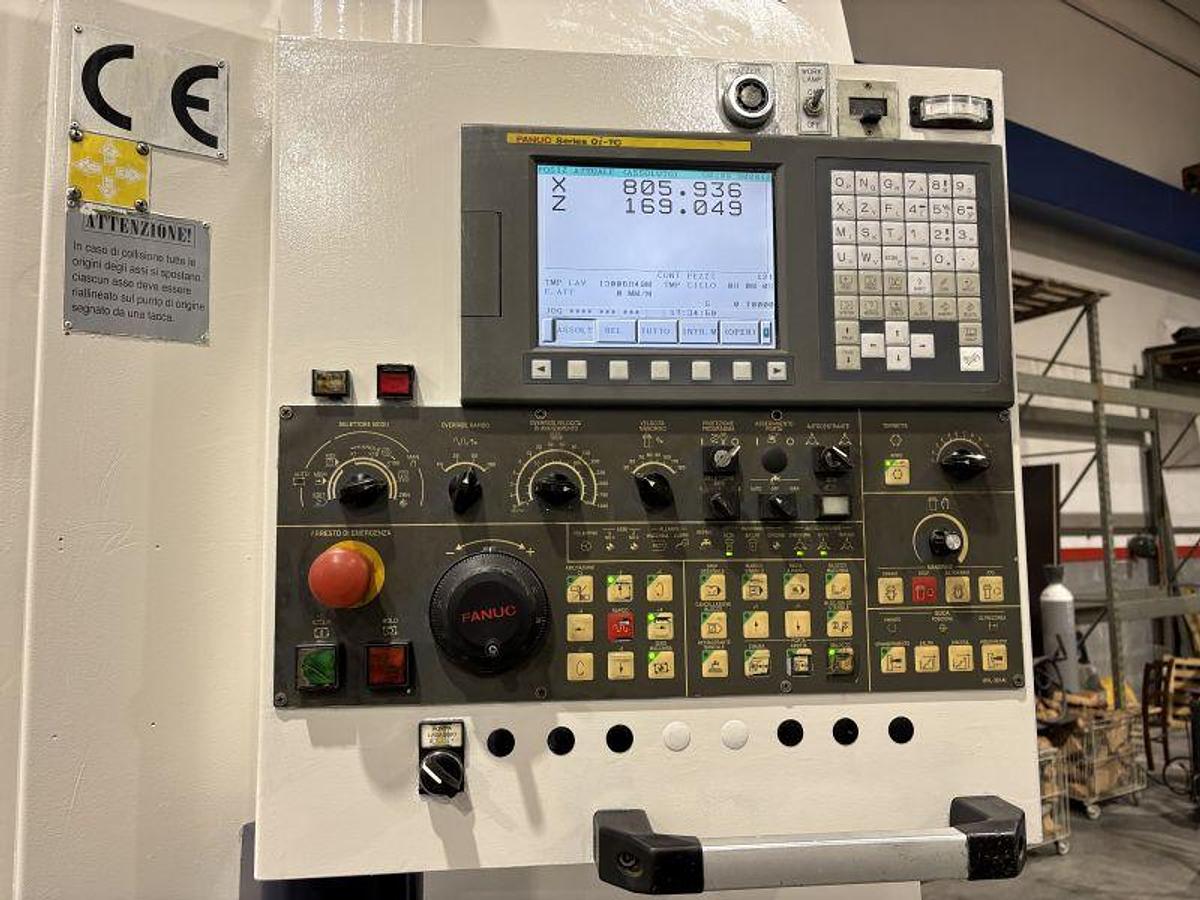 Usato TORNIO VERTICALE HONOR VL - 86 A CNC FANUC ANNO 2008