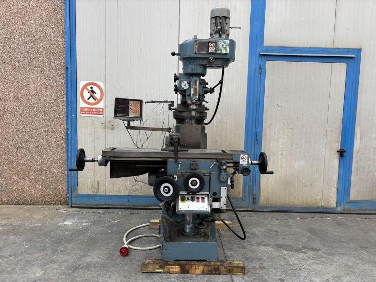 Usato FRESATRICE VISUALIZZATA CON MORSA A TESTA VELOCE VENTUR