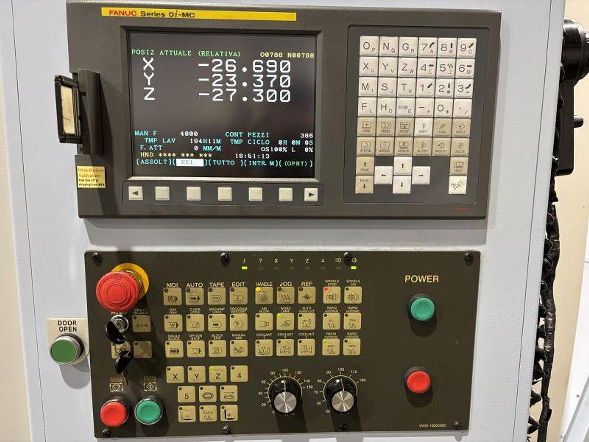 Usato CENTRO DI LAVORO NIKKEI VP 1500 CNC FANUC 0i -MC