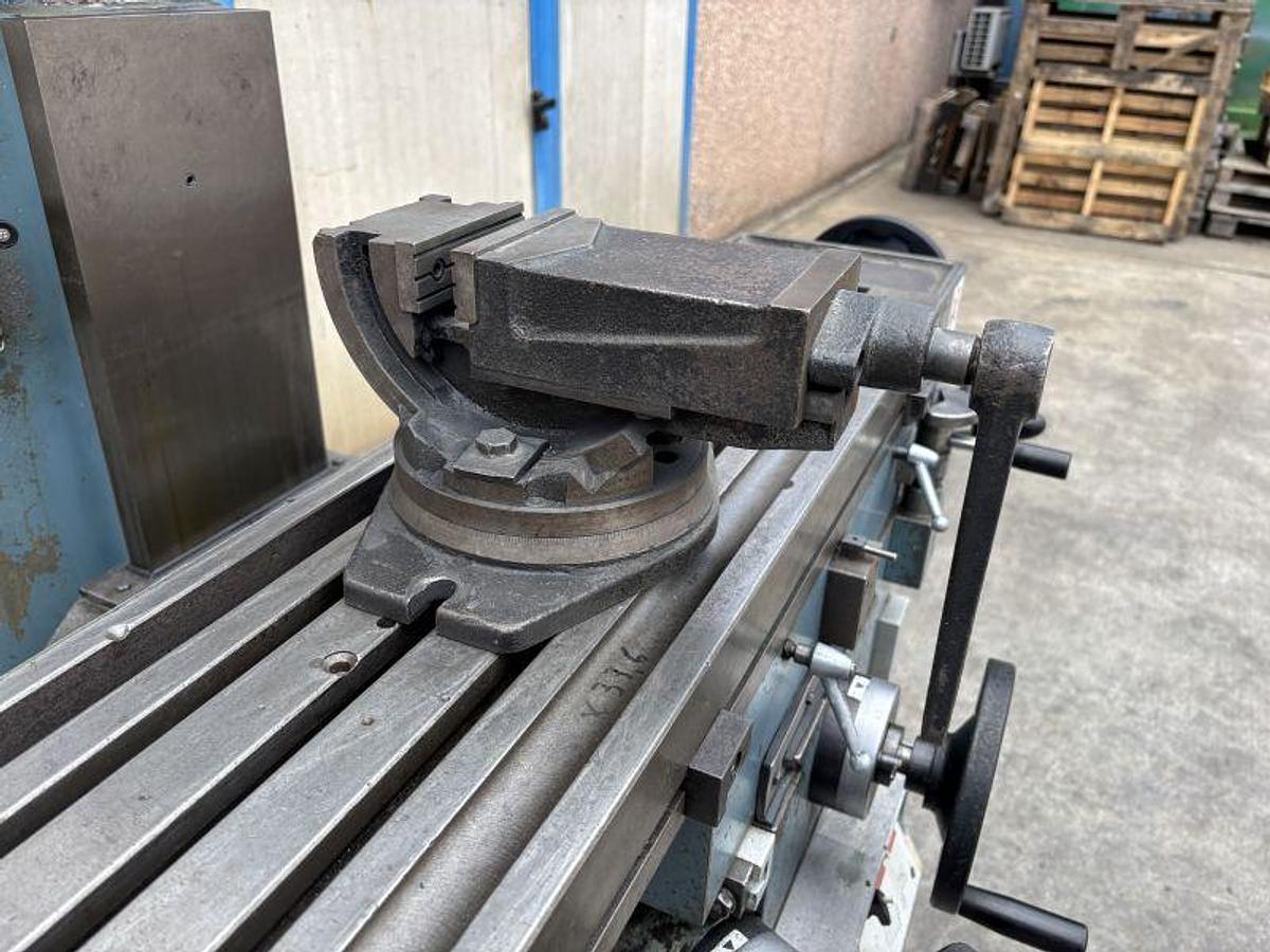 Usato FRESATRICE VISUALIZZATA CON MORSA A TESTA VELOCE VENTUR