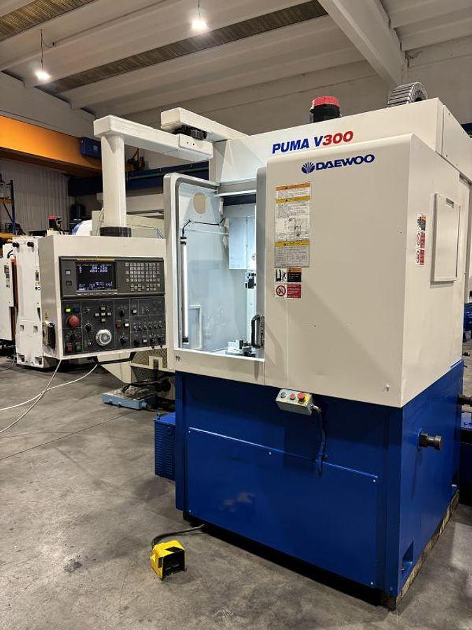 Usato TORNIO VERTICALE DAEWOO PUMA V 300 CNC FANUC